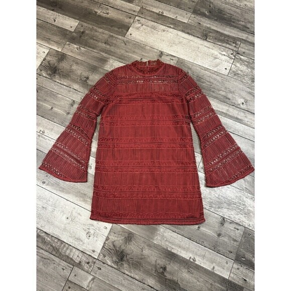 TULAROSA Matilda Mini Lace Dress size SM Bell Sleeve Red - Picture 3 of 4